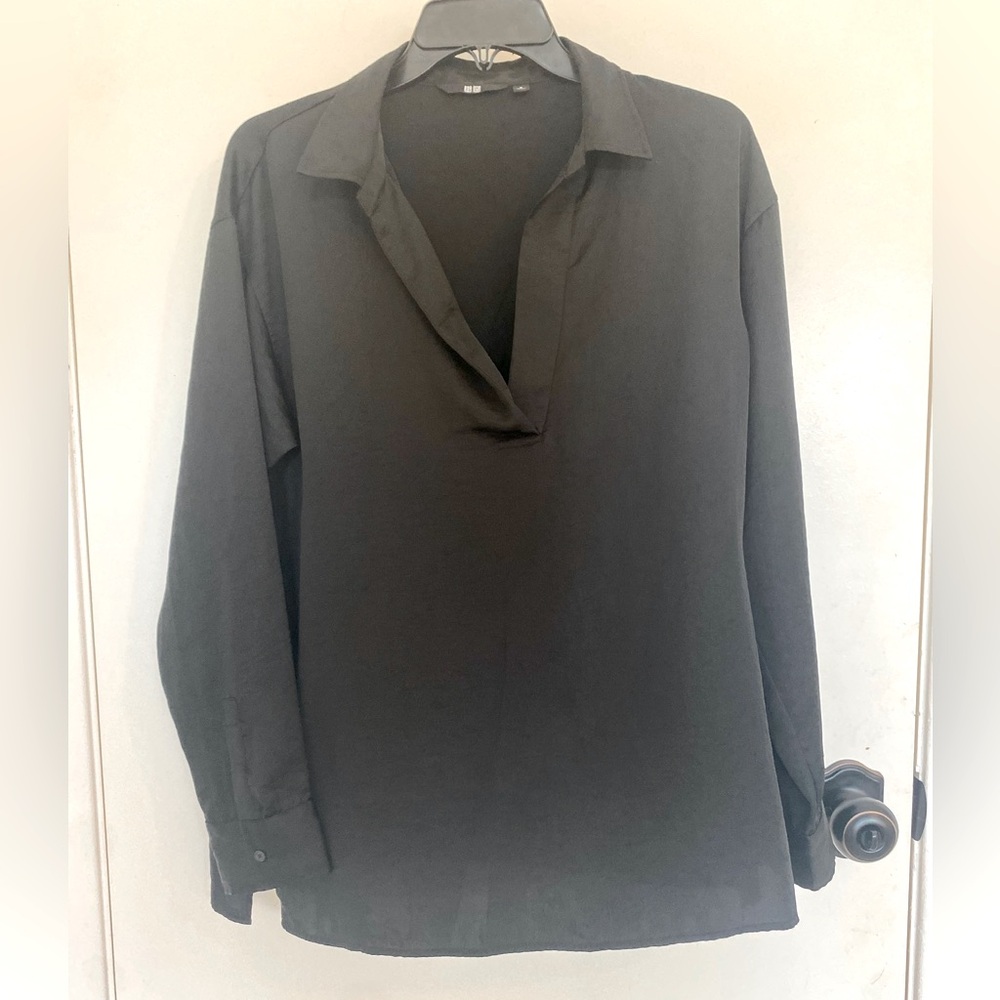 Uniqlo black satin long sleeve shirt